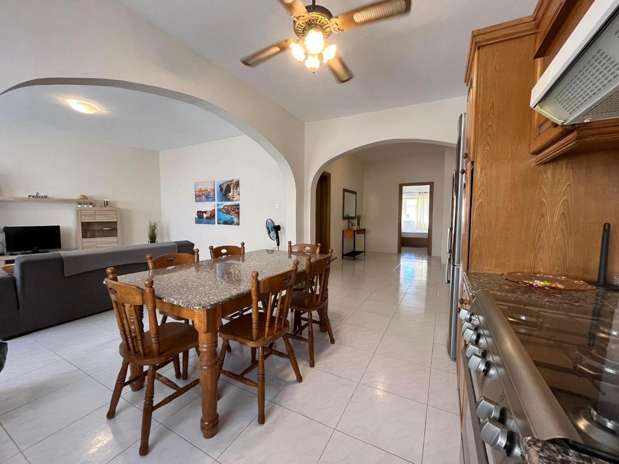 Nr41 Holiday Apartment - Close To Village Centre, Promenade, Shops & Restaurants มาร์ซาชล็อก ภายนอก รูปภาพ